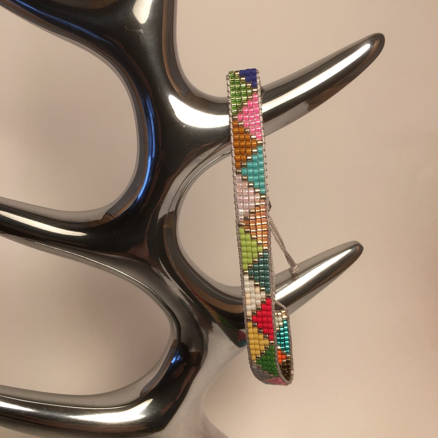 Perlearmbånd Harlekin 4